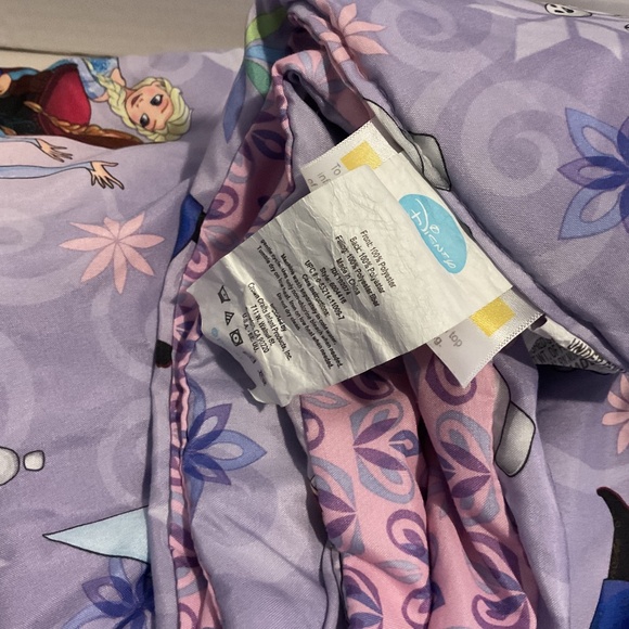 Disney Frozen 4-Piece Unleash the Magic Toddler Bedding Set - Picture 6 of 13